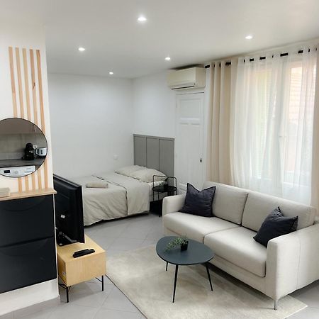Republique Apartment Nice Luaran gambar