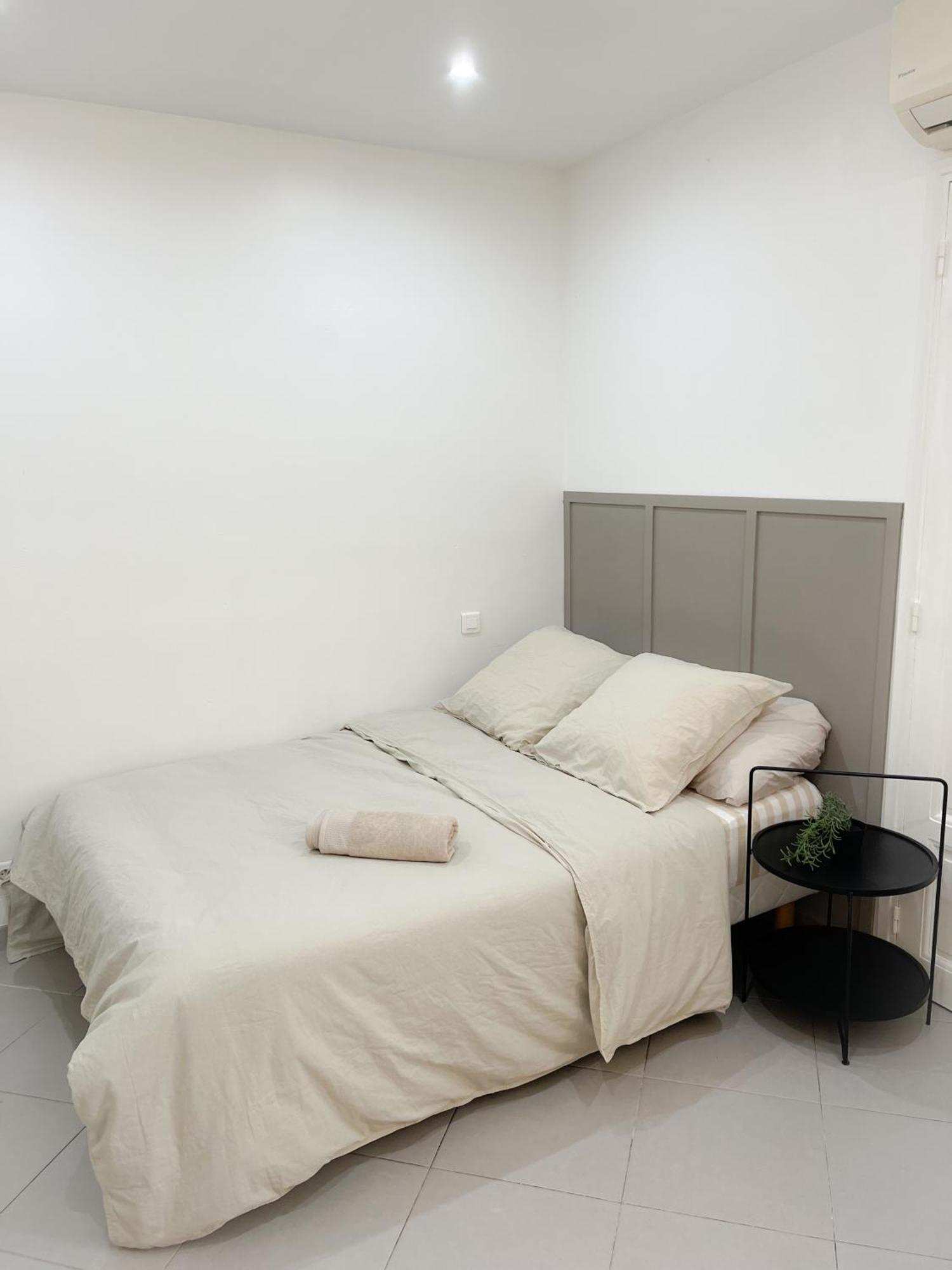Republique Apartment Nice Luaran gambar